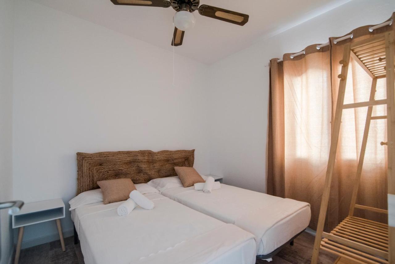 Apartamentos Verdera Ес Пухолс Екстериор снимка